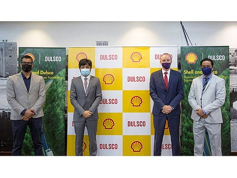 From left: Osama Magdy, Shell Lubricants B2B Sales Manager, UAE; Azmat Jafri, Shell Lubricants General Manager, Middle East; David Stockon, Chief Executive Officer, Dulsco; Amit Jadhav, Head of Workshop, Dulsco