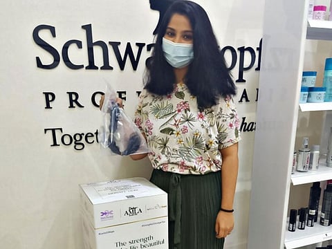 Irene James donates her hair to Dabur's Locks for Hope Drive.