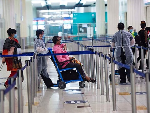 The transport of passengers on flights from the UAE to India will continue, and so will the transfer of exempted groups from India to the UAE who have applied for exemption.