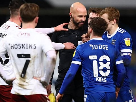 Confrontation between Darren Drysdale and Alan Judge.