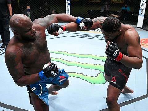 Derrick Lewis and Curtis Blaydes trade punches UFC Fight Night