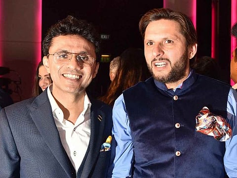 Anis Sajan with Shahid Afridi