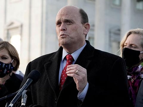 Republican U.S. Representative Tom Reed was accused by a former insurance company lobbyist, Nicolette Davis, of inappropriately placing his hand on her during a networking trip in Minneapolis in 2017.