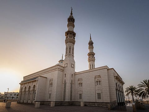 The Islamic Affairs and Charitable Activities Department in Dubai said that Isha and Taraweeh prayers can be performed in mosques, provided worshippers continue to observe precautionary guidelines.
