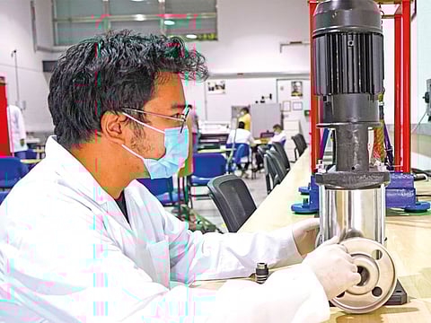 Students working in a lab at Curtin University’s Dubai campus