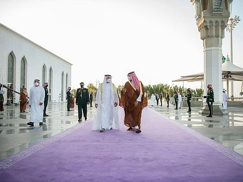 Sheikh Mohamed bin Zayed with Mohammed Bin Salman and the lavender carpet.