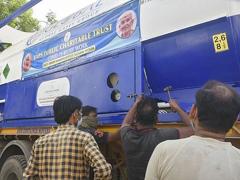 Aid from Abu Dhabi temple reaches India.