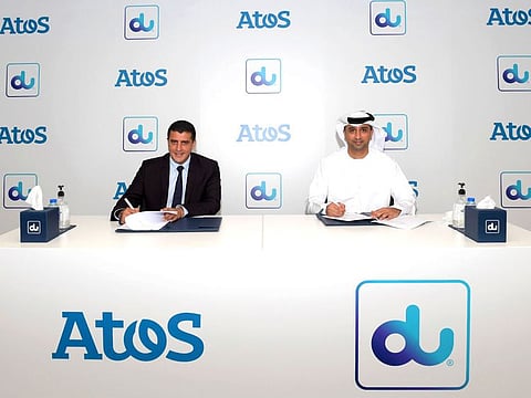 Du and Atos signing ceremony