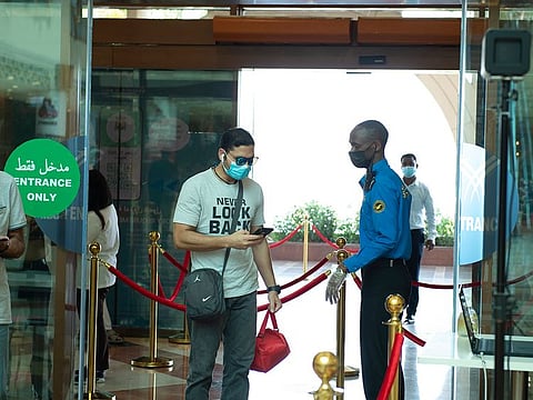 Green pass in Abu Dhabi