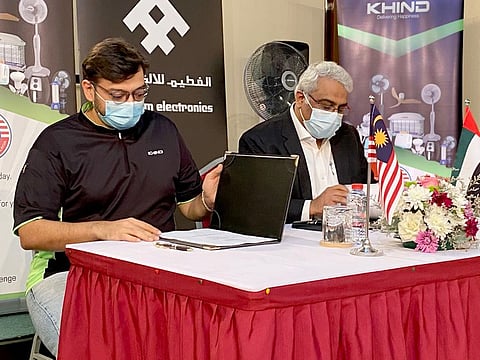 Adil Mistry, Group CEO, KHIND Holdings and Sachin Wadhwa, Managing Director of Al-Futtaim Electronic Sign Agreement