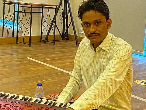 Jhavar Khan belongs to a clan of traditional folk singers from the Sikar district of of Rajasthan in India.