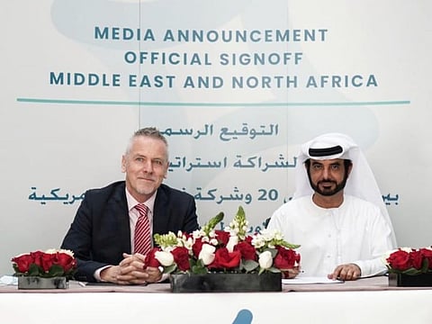 The agreement was signed by Dr Mubarak Hamad Marzouq Al Ameri and Bill Henwood at the headquarters of the G20 company in Abu Dhabi.