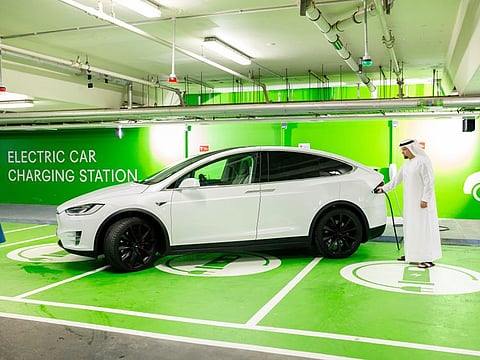 In many parts of the world, including the UAE, electric vehicles are gaining popularity. Most nameplate carmakers, as well as hundreds of new entrants, are piling into the market