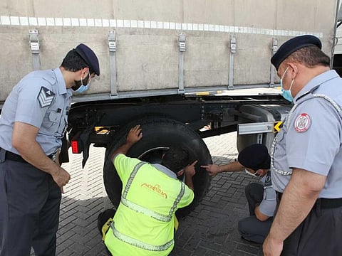 Abu Dhabi Police have warned motorists not to use expired tyres to avoid penalties.