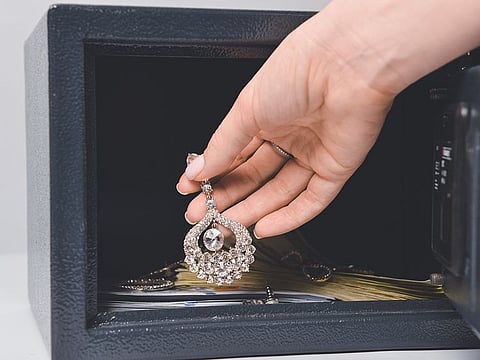 injudicious attitude towards their family jewels that Indians get robbed around the globe