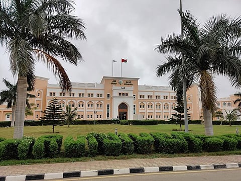 Dhofar University, in Salalah, offers diploma, graduate and undergraduate programmes and was started in 2004. Set in a sprawling landscape, the university attracts students from all over Oman.