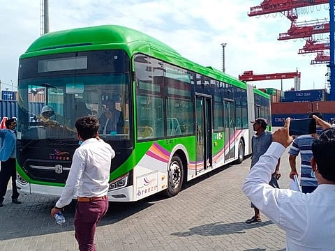 A fleet of 40 state-of-the-art buses has arrived at the Karachi’s Port from China for the Green Line section of Bus Rapid Transit System (BRTS) to be launched as the first mass transit service of the city.