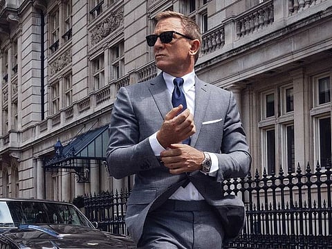 Daniel Craig, in his final portrayal of 007 in No Time to Die, wears a special Seamaster Diver 300M 007 Edition.