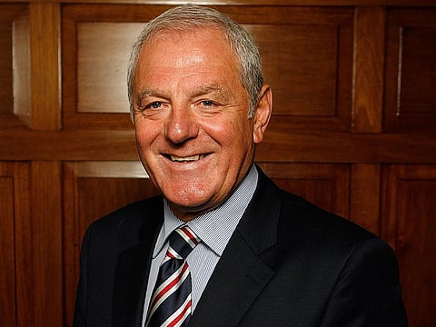 Walter Smith, who managed Scotland, Rangers and Everton, has died at the age of 73.
