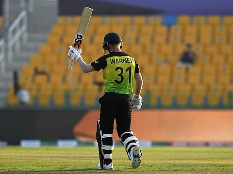 Australia's David Warner hit an unbeaten 89 off 56 balls and Mitch Marsh 53 as Australia chased 158 with 22 deliveries to spare.