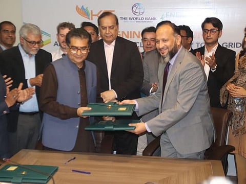 World Bank, the Sindh government, and Karachi’s privatised power utility, the K-Electric, exchange documents after signing a tripartite memorandum of understanding (MoU).