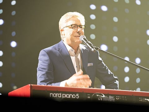 American singer-songwriter Don Moen took to the stage on December 18.