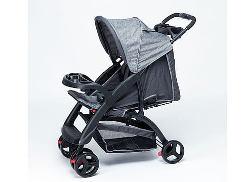The Juniors Stroller, available at Babyshop. Avail of amazing discounts on baby products at Babyshop