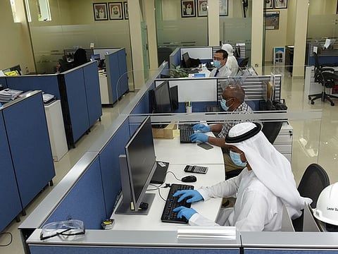 Federal Authority for Human Resources today set out a number of conditions that will enable some federal government employees flexibility to work remotely on Fridays.