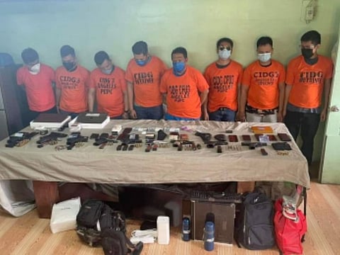 Eight members of the Philippine National Police (PNP) Criminal Investigation and Detection Group (CIDG) Anti-Organised Crime Unit were presented late on Wednesday (January 26, 2022) to the media following their arrest over a robbery incident in Angeles City, Pampanga province earlier in the day. The officers now face charges of robbery, extortion and illegal detention. They are also set to face administrative charges, and possible dismissal.