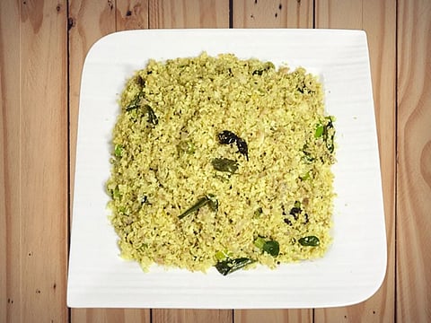 Guide to making Ayala thoran or mackerel stir-fry