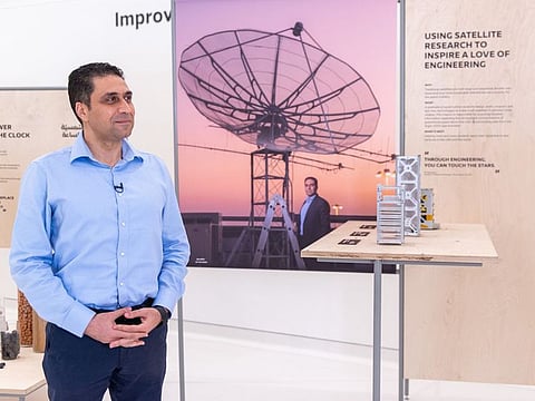 Dr Jarrar is leading a team to inspire students to develop a love for engineering, using the satellite research programme. For this purpose, he has put together a programme at Khalifa University’s Yahsat Space Lab for students.