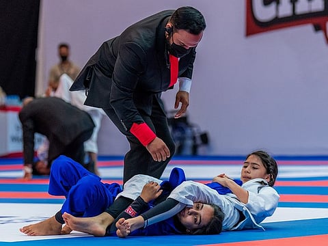 The final afternoon of the two-day championship featured fierce competition among both the boys and girls, particularly in the infant (10-11), junior (12-13), and teen categories.