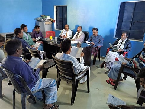 Villagers in a library in Purnia district.