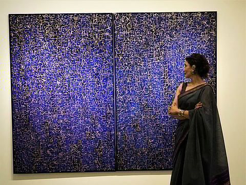 Nazia Ejaz draws her inspiration from the Renaissance, but instead of replicating the past imagery, she invests in the brilliance of colour while producing paintings of almost abstract nature. Ejaz strives to compose her colours like notations of great music