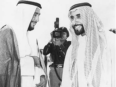 Sheikh Khalifa bin Zayed Al Nahyan bids farewell to Sheikh Zayed bin Sultan Al Nahyan, who leaves for Amman to attend the Arab League meeting in 1980.