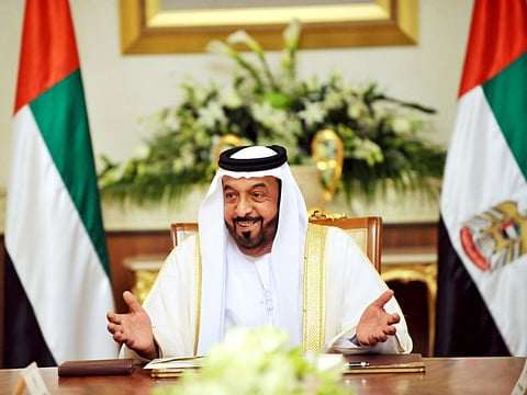 Emiratis paid their respects to President His Highness Sheikh Khalifa bin Zayed Al Nahyan, who passed away today.