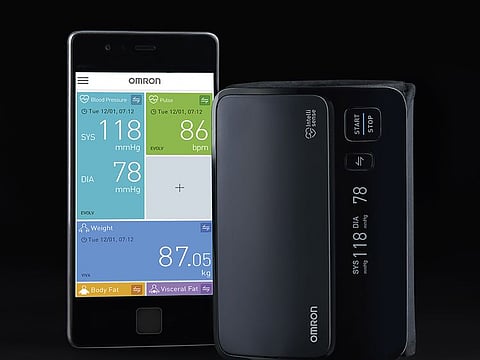 The Evolv pairs directly with iOS and Android smartphones through Bluetooth