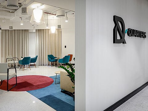 Tecom Group is Home to more than 7,800 companies and over 100,000 professionals, from leading corporations to entrepreneurs and freelancers.