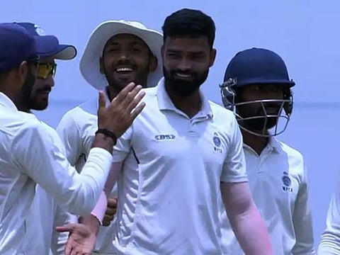 Kumar Kartikeya Singh (centre), who shone for Mumbai Indians during his brief appearance in the last leg of IPL 2022, shone for Madhya Pradesh with a five-wicket haul.