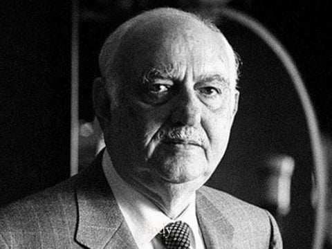 Mistry was born on June 1, 1929, in Mumbai. His father, Shapoorji Mistry, worked for the family company, which the son joined in 1947.