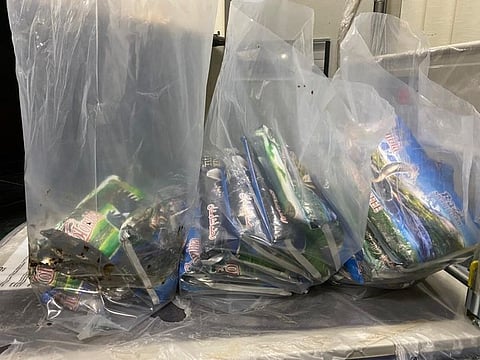 Upon closely examining the tyre, narcotic substances were found concealed in 28 plastic bags, weighing 29.3kg.