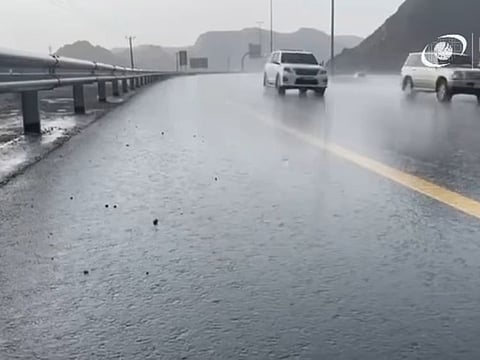 Rain in the UAE on August 5, 2022