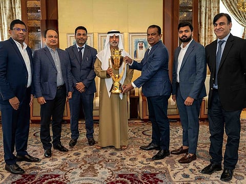 Sheikh Nahayan Mabarak Al Nahayan with the Asia Cup trophy accompanied by representatives from Sri Lanka Cricket, Emirates Cricket and Asian Cricket Council.