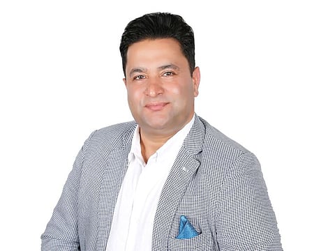 Syed Yasir Abbas, CEO of Global Bridge