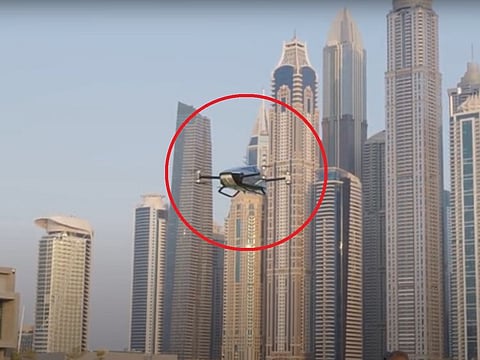 The X2 emits zero carbon dioxide and is designed with low-altitude city capabilities. It has a maximum flight speed of 130 km/h. The two-seater eVTOL (electric vertical takeoff and landing) flying car is equipped with an intelligent flight control system, giving it autonomous flight capabilities.