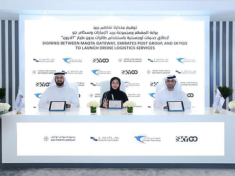 Maqta Gateway, Emirates Post Group and SkyGo plan to trial aerial delivery drones. The objective is to provide a sustainable, user-friendly service that can carry vital medical supplies, fresh foods, and urgent documents rapidly, while providing real-time tracking