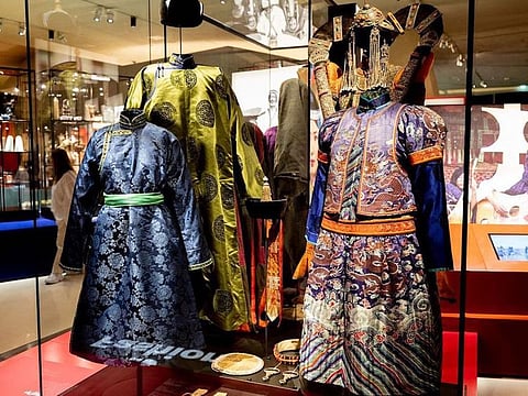 “On the Move” features objects from the National Museum of Qatar’s permanent collections as well as the National Museum of Mongolia, the Musée du Quai Branly in Paris, and the Weltmuseum Vienna.