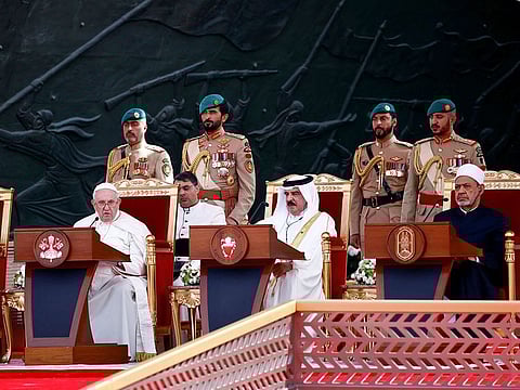Pope Francis with Bahrain's King Hamad bin Isa Al Khalifa and Grand Imam of Al Azhar Dr Ahmed Al Tayeb