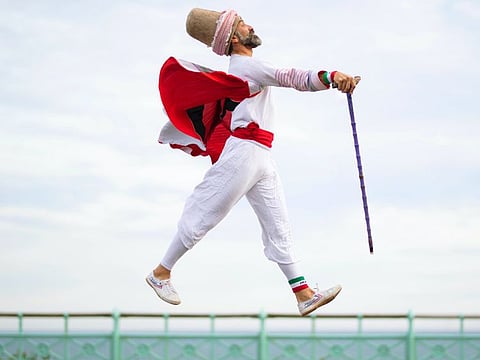 Iranian-American artist Darvish Fakhr studied Fine Arts in Boston and London.