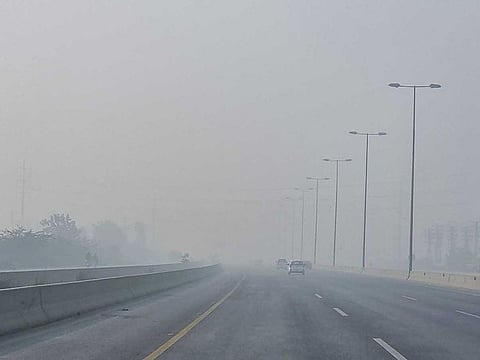 Dense fog disrupts flights in Pakistan, 4 killed in roads accident